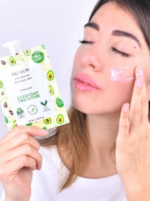 FACE CREAM WITH AVOCADO - YUMMICADO