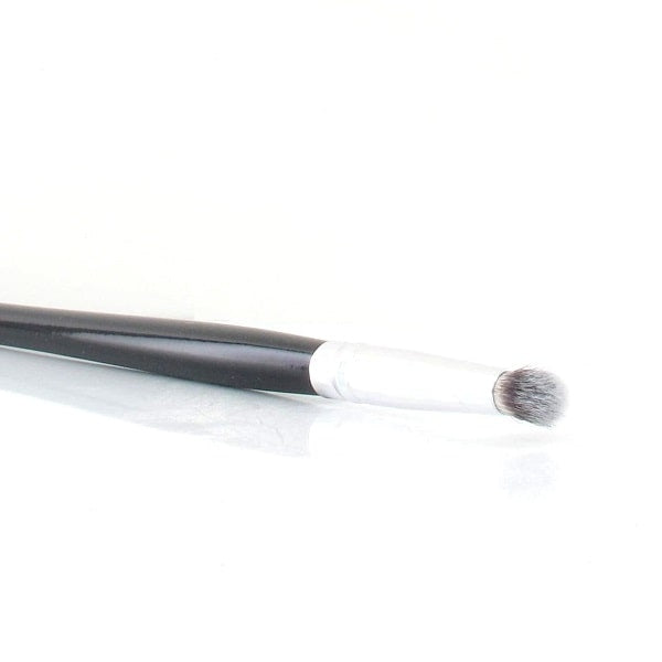 SMALL BLENDING BRUSH